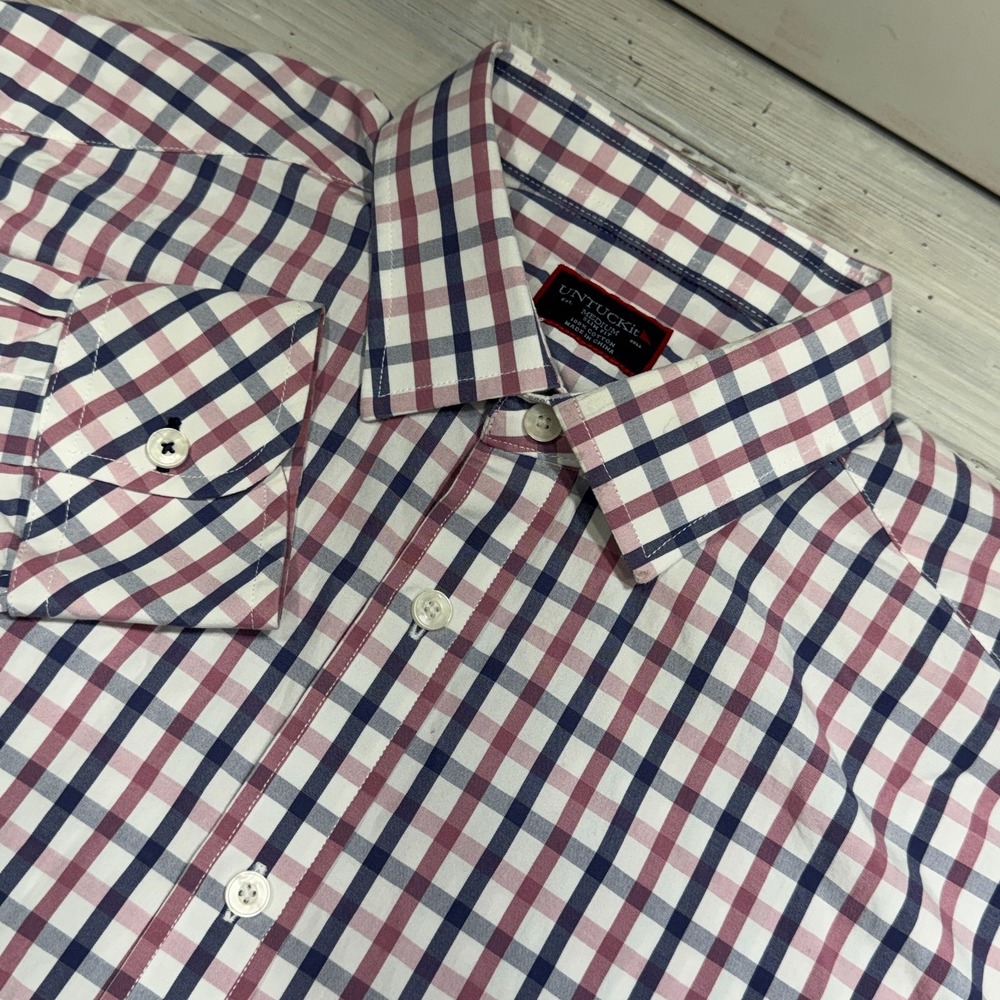 UntuckIt Mens Button Up Shirt Sz M Wrinkle Free Check Plaid Slim Fit 100% Cotton